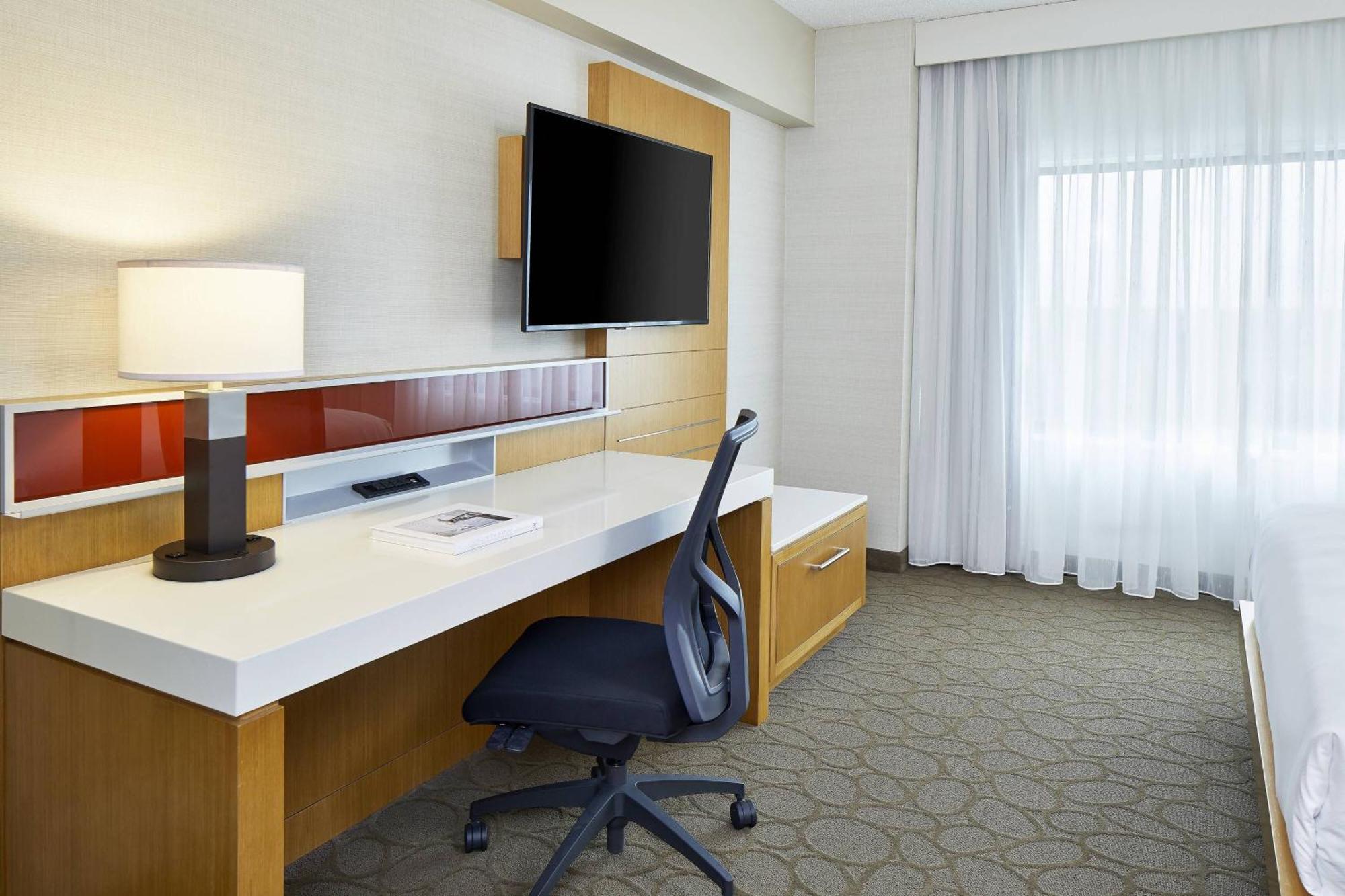 Renaissance Chicago Glenview Suites Hotel Exteriör bild