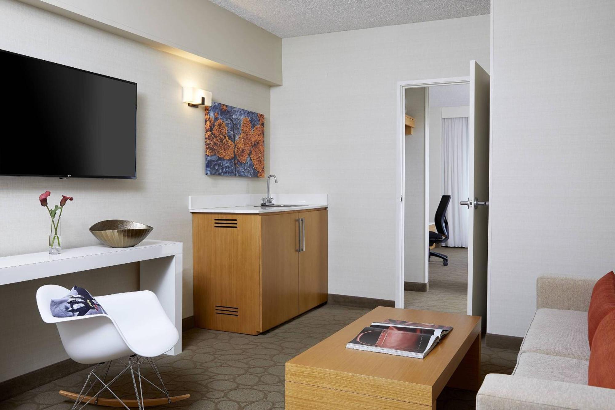 Renaissance Chicago Glenview Suites Hotel Exteriör bild