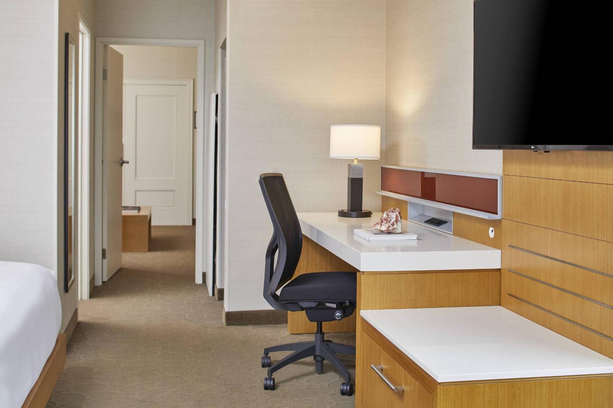 Renaissance Chicago Glenview Suites Hotel Exteriör bild